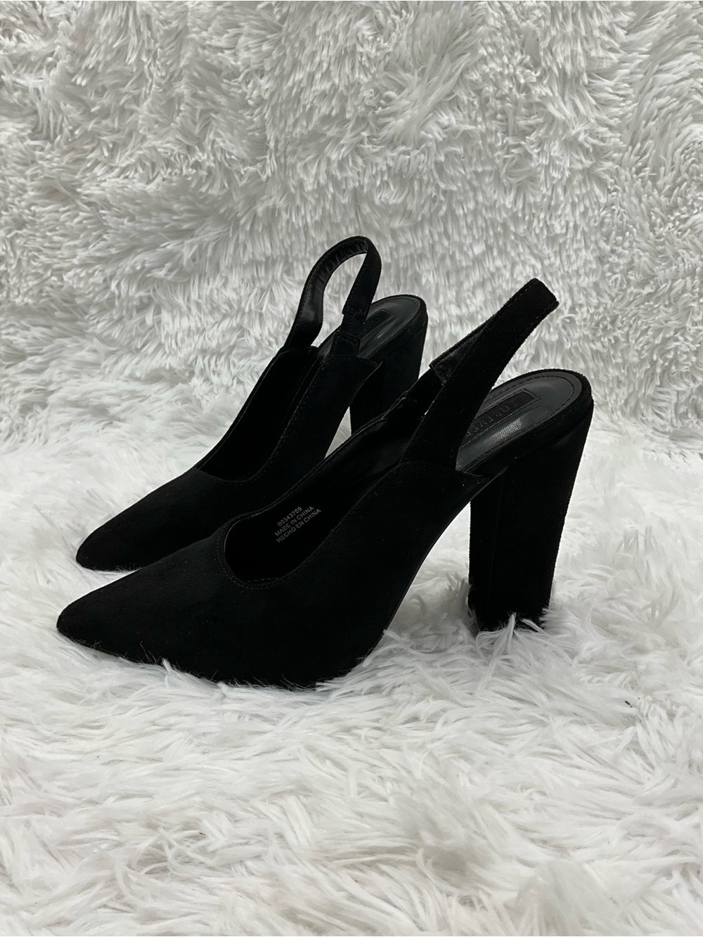 Forever 21 Heels Size 6.5 Black Pointed-Toe Slingback Block Heels
